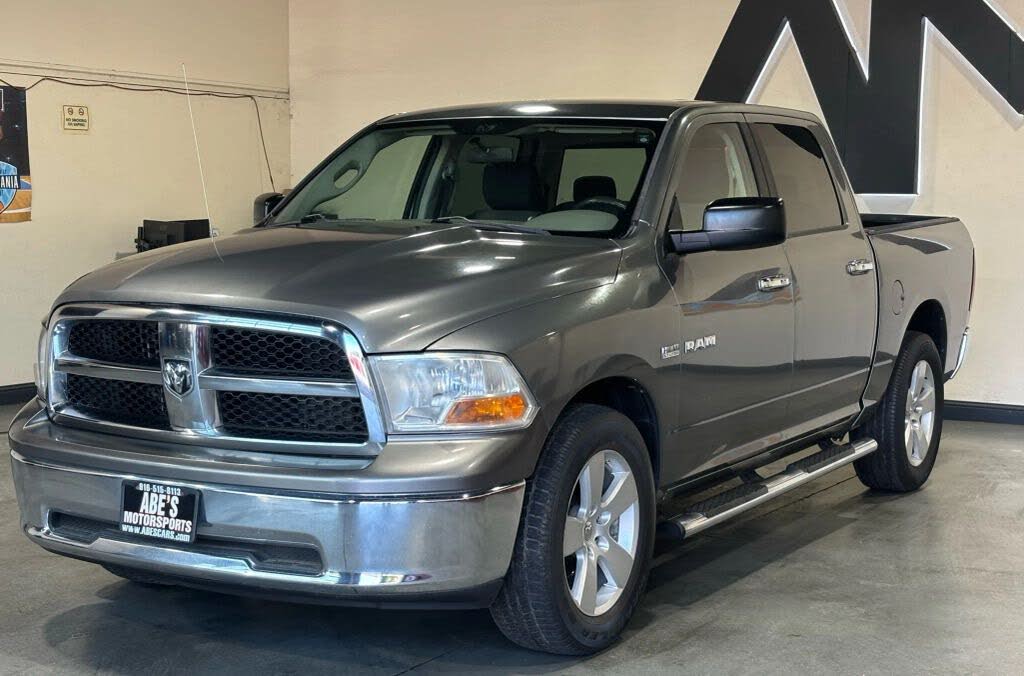 2009 Dodge RAM 1500 SLT Crew Cab RWD