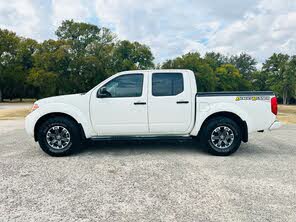 Nissan Frontier Desert Runner Crew Cab RWD