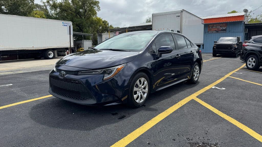 2022 Toyota Corolla LE FWD
