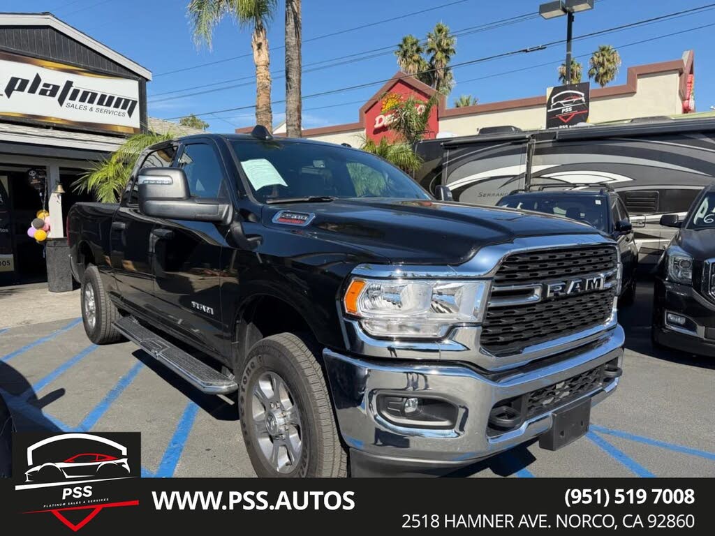 2024 RAM 2500 Big Horn Crew Cab 4WD