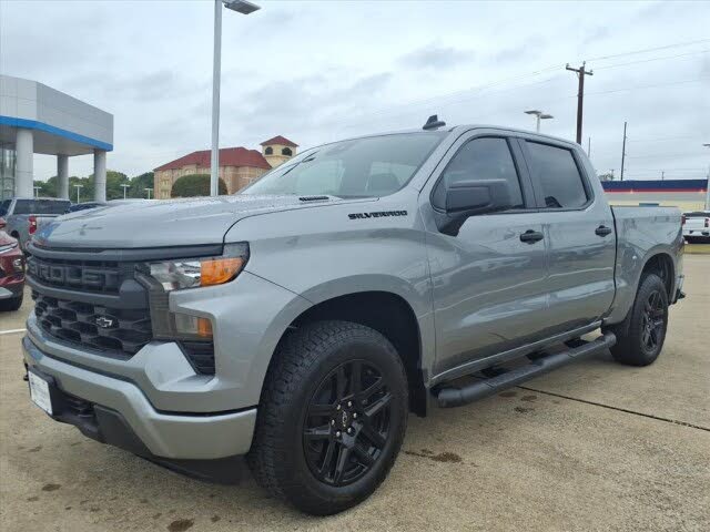 2026 Chevrolet Silverado 1500 Custom Crew Cab 4WD