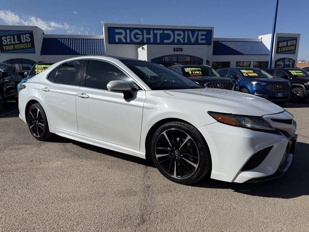 2019 Toyota Camry XSE V6 FWD