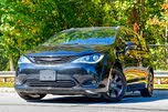 Chrysler Pacifica Hybrid Limited FWD