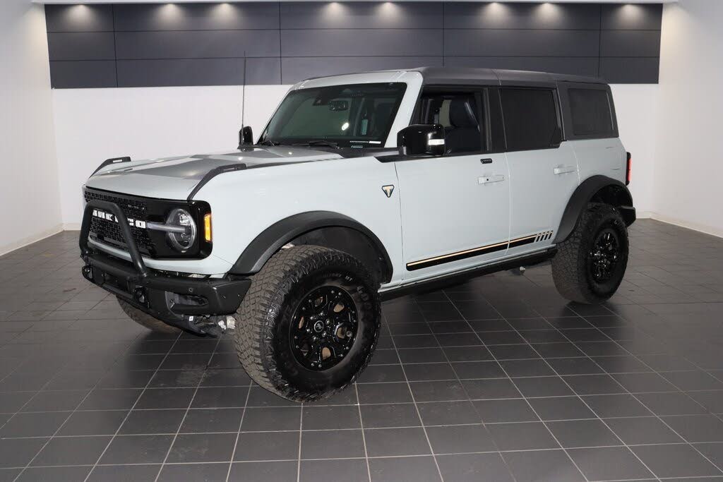 2021 Ford Bronco First Edition Advanced 4-Door 4WD