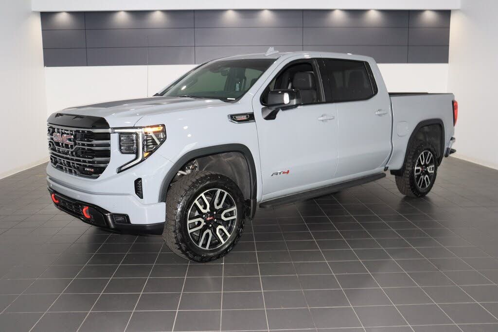 2025 GMC Sierra 1500 AT4 Crew Cab 4WD