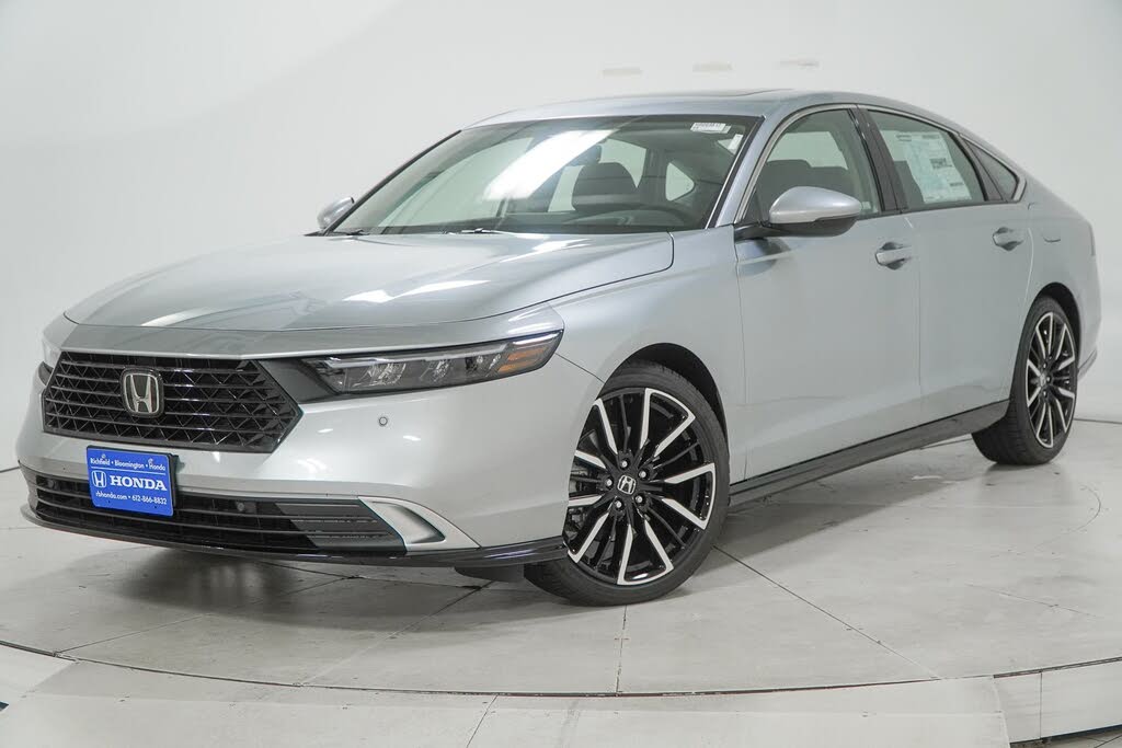 2025 Honda Accord Hybrid Touring FWD