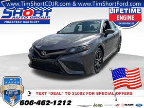 Toyota Camry SE FWD