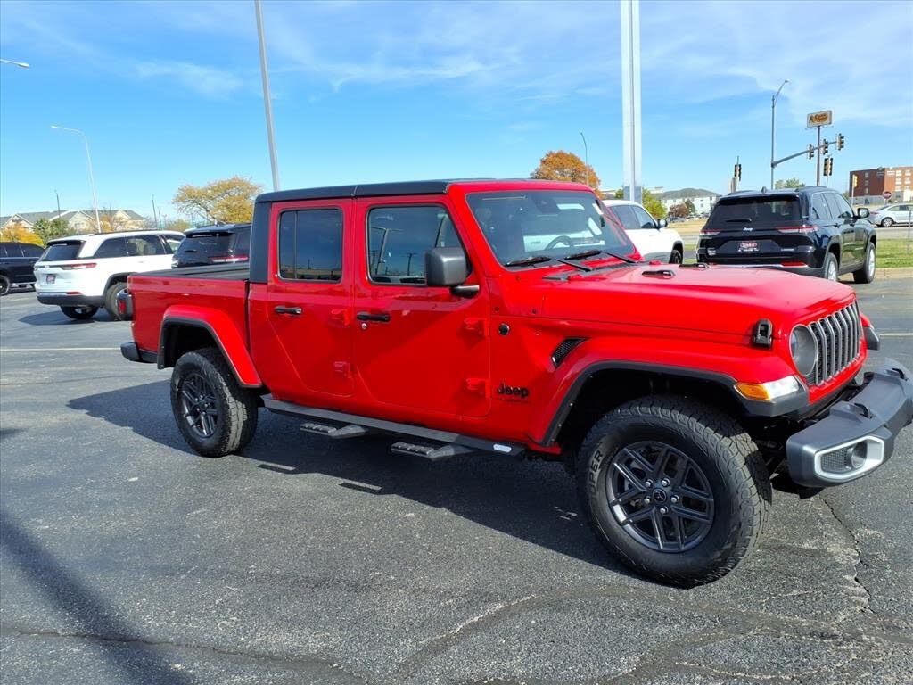 2024 Jeep Gladiator Sport Crew Cab 4WD