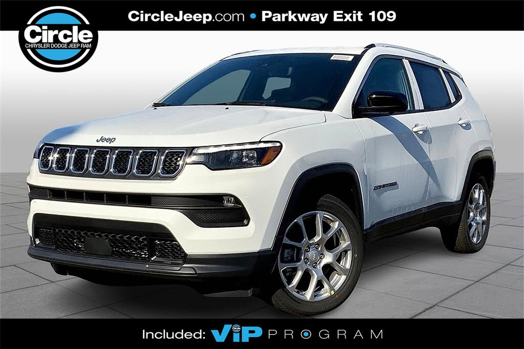2023 Jeep Compass Latitude Lux 4WD