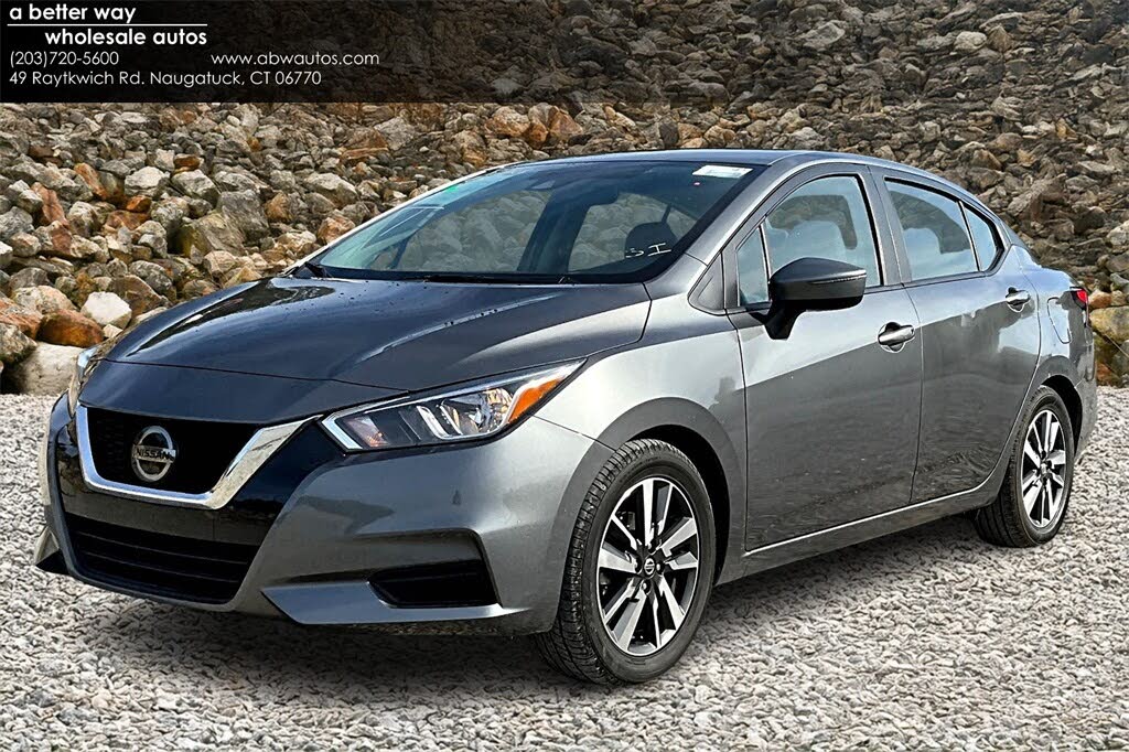 2021 Nissan Versa SV FWD