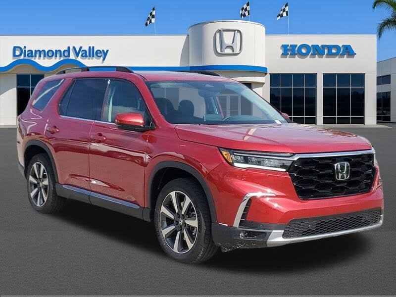 2025 Honda Pilot Touring FWD