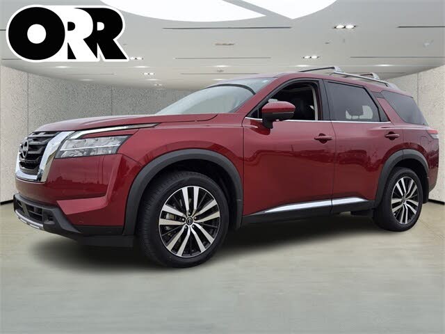 2024 Nissan Pathfinder Platinum FWD