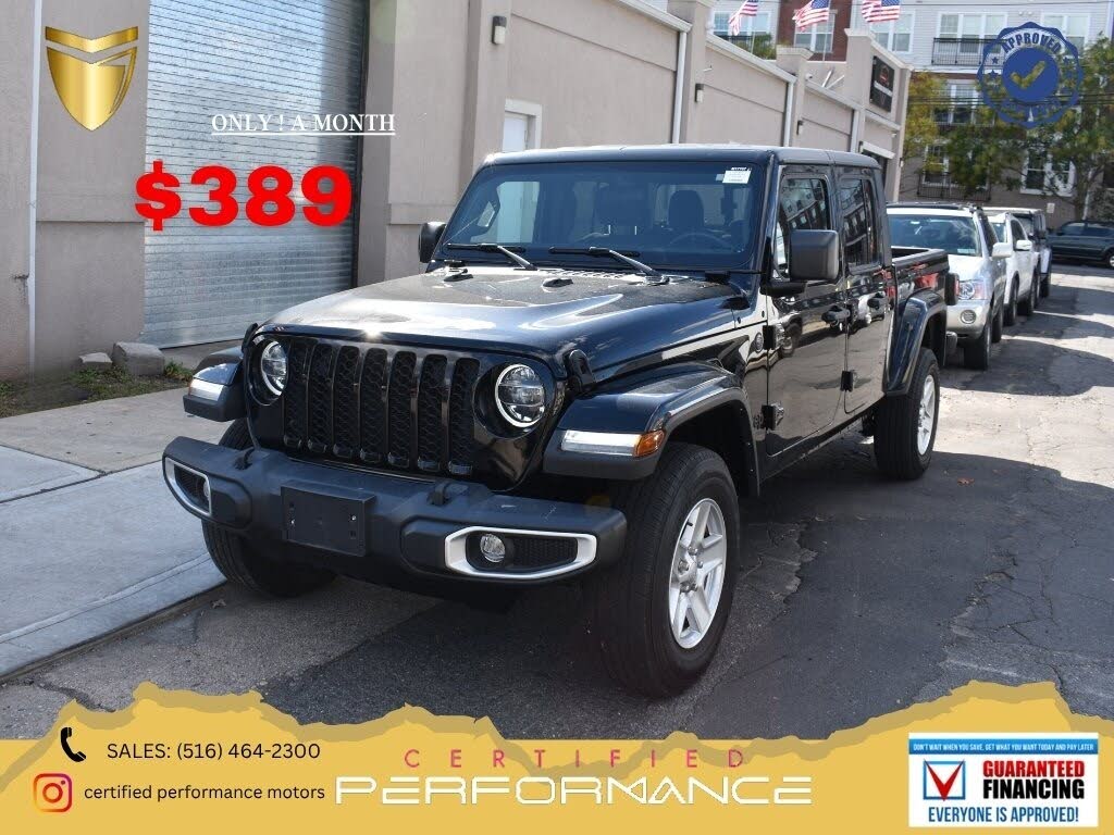 2022 Jeep Gladiator Sport Crew Cab 4WD