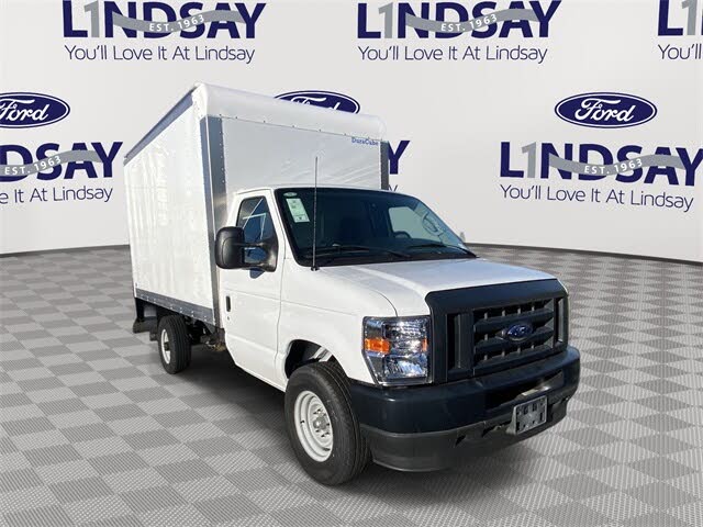 2024 Ford E-Series Chassis E-350 SD Cutaway SB RWD