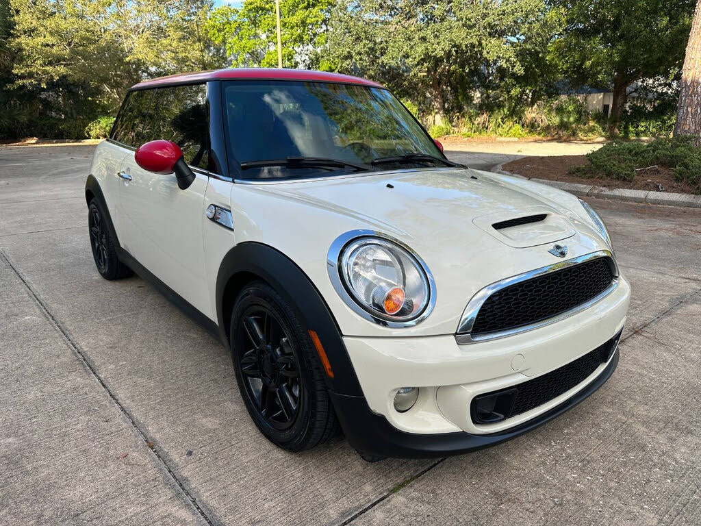 2013 MINI Cooper S Hatchback FWD