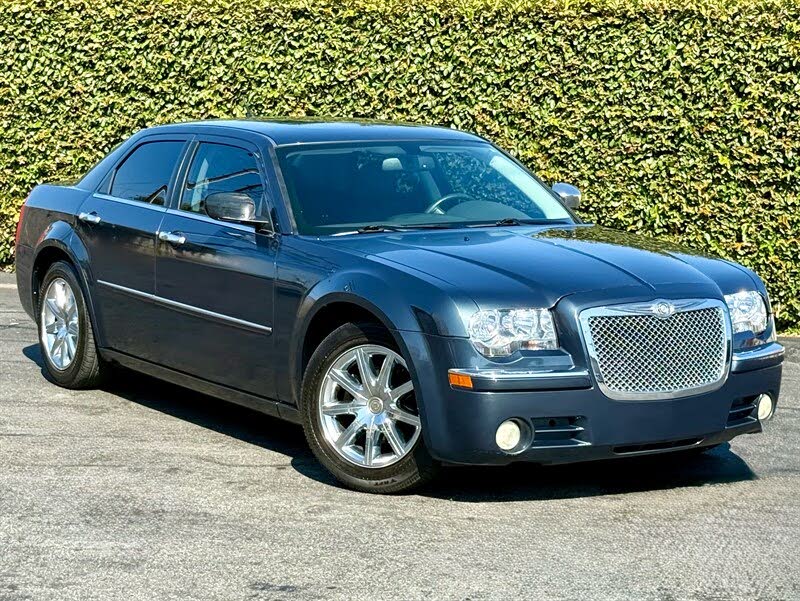 2008 Chrysler 300 Limited RWD