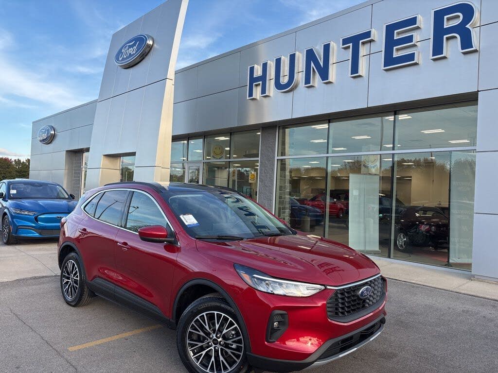 2026 Ford Escape Hybrid Plug-in FWD