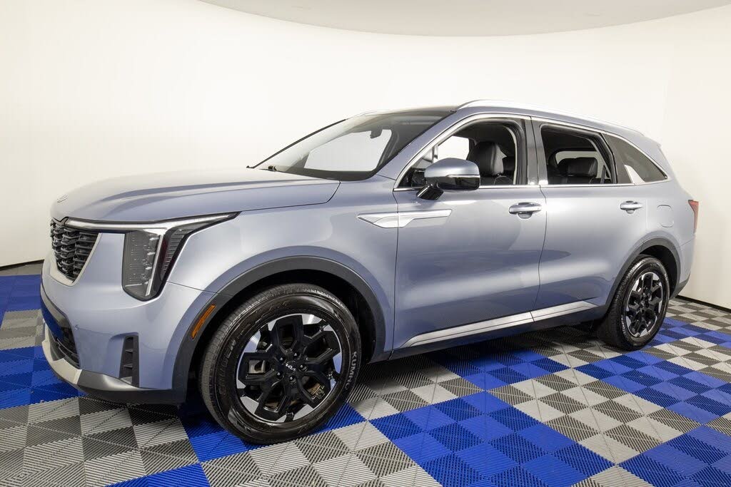 2024 Kia Sorento S FWD