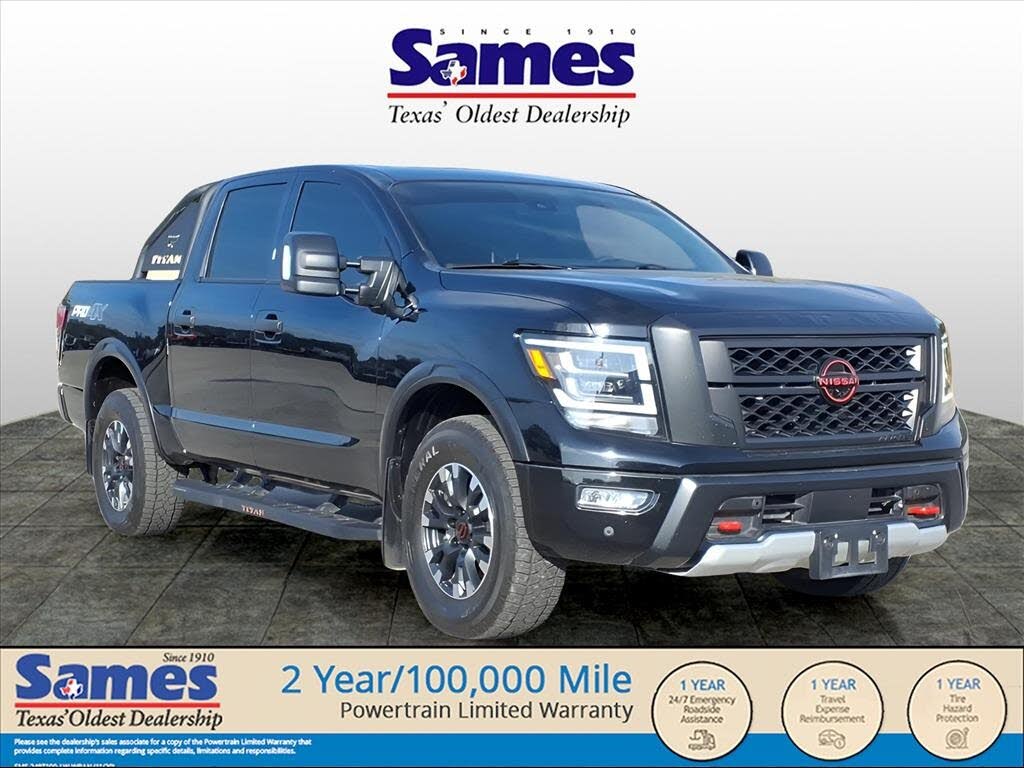 2024 Nissan Titan PRO-4X Crew Cab 4WD