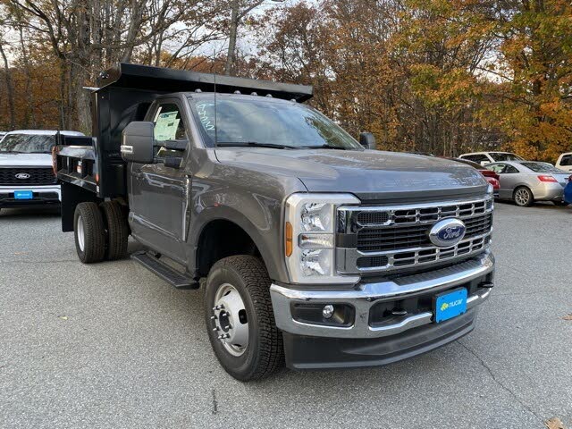 2025 Ford F-350 Super Duty Chassis XL Regular Cab DRW 4WD