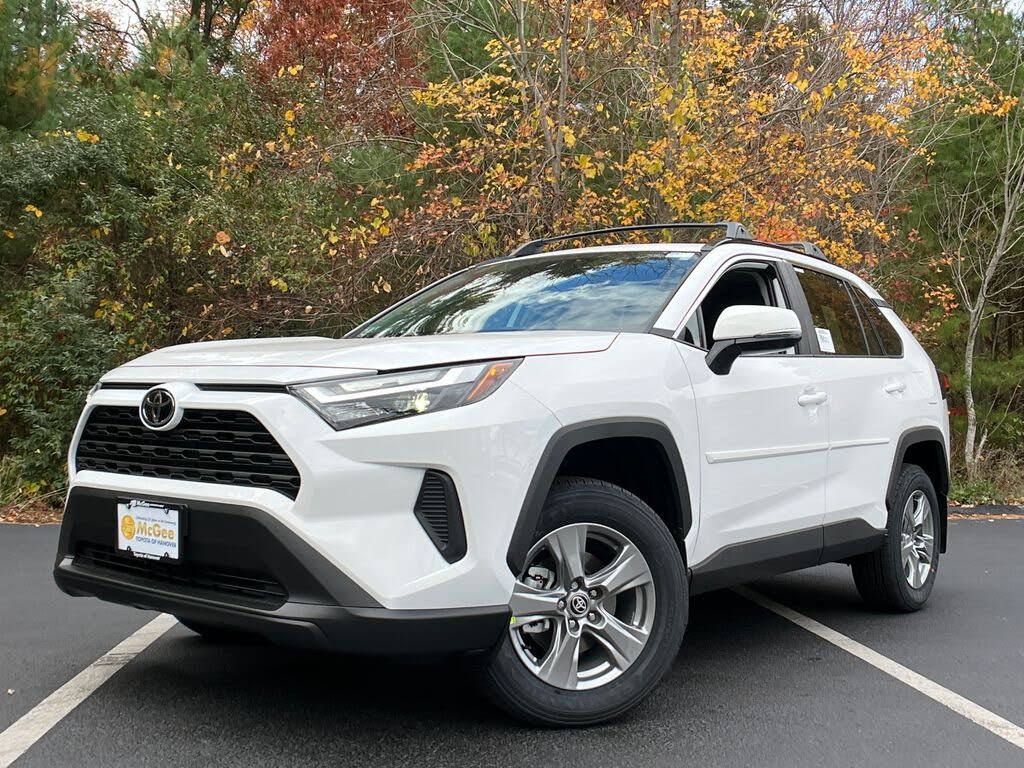 2025 Toyota RAV4 XLE AWD