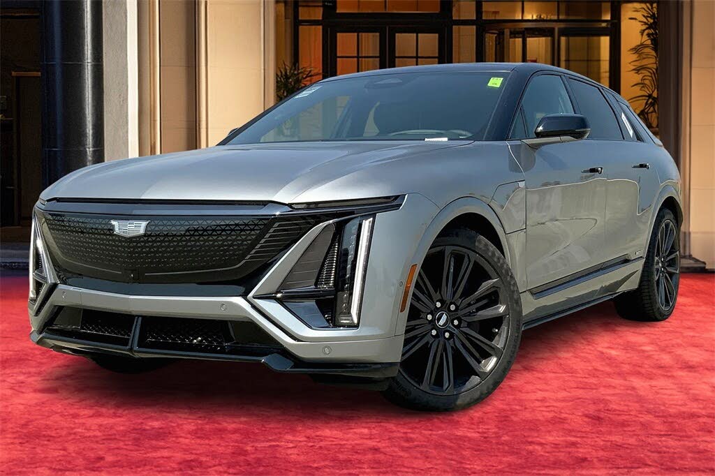 2026 Cadillac LYRIQ-V Premium AWD