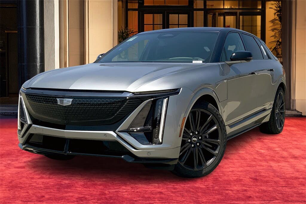 2026 Cadillac LYRIQ-V Premium AWD
