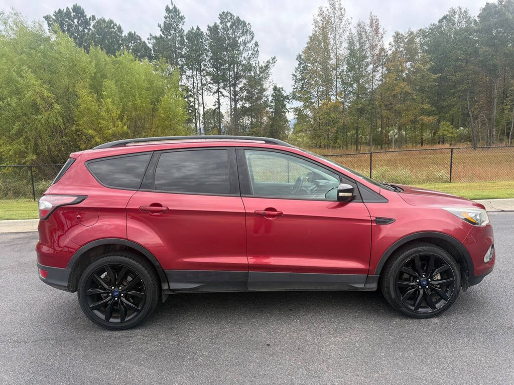 2017 Ford Escape Titanium FWD