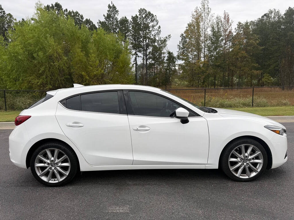 2017 Mazda MAZDA3 Grand Touring Hatchback