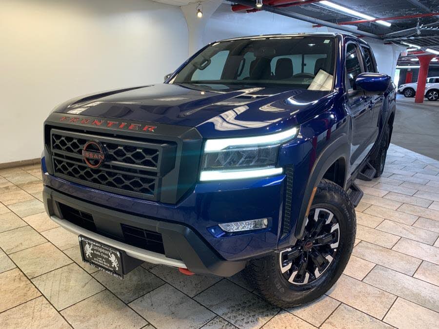 2022 Nissan Frontier PRO-4X Crew Cab 4WD
