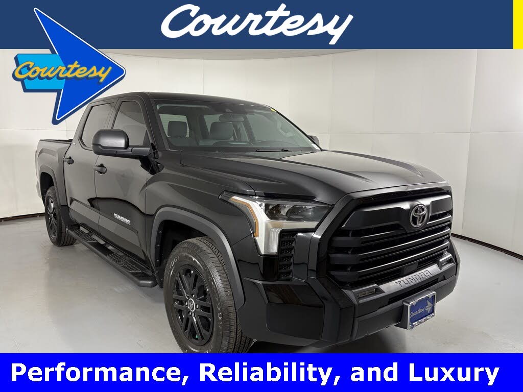 2022 Toyota Tundra SR5 CrewMax Cab RWD
