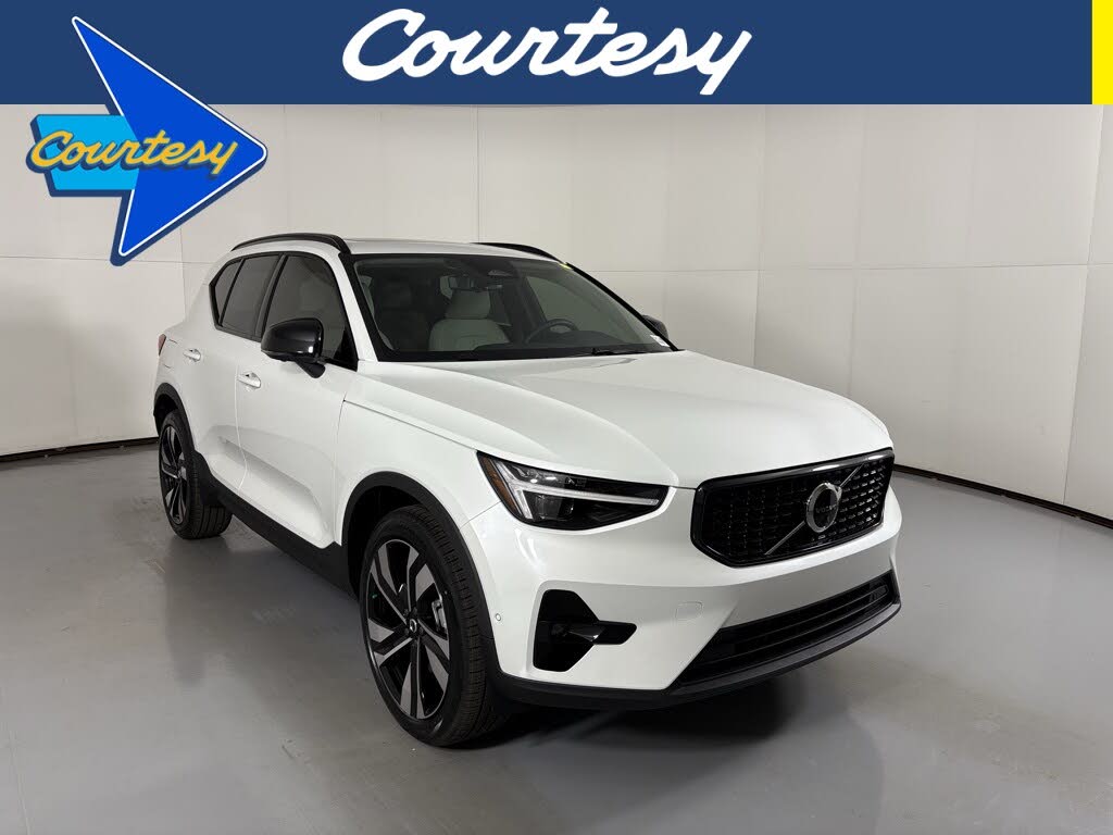 2026 Volvo XC40 B5 Ultra AWD
