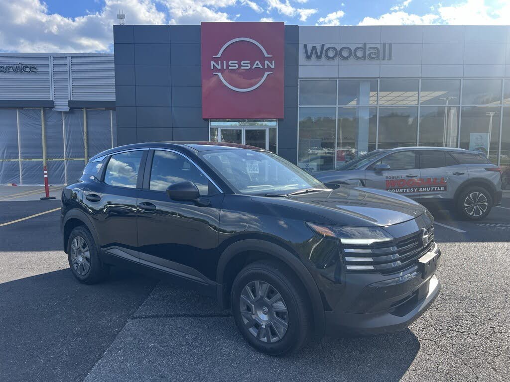 2025 Nissan Kicks S FWD