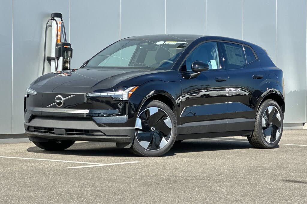 2025 Volvo EX30 Twin Plus eAWD