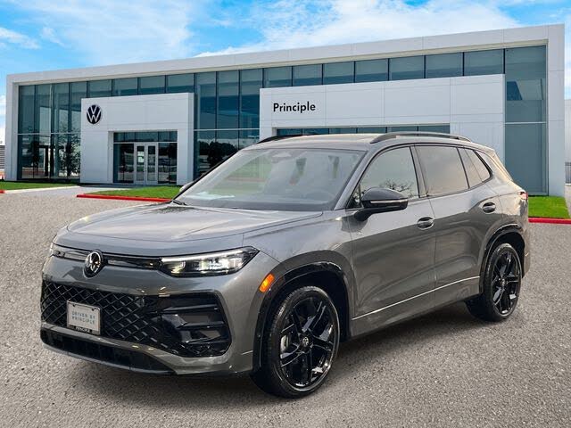 2026 Volkswagen Tiguan SE R-Line Black FWD