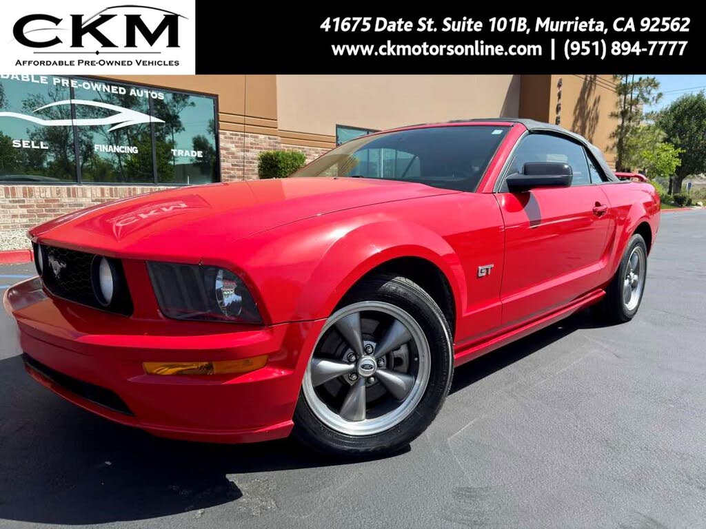 2005 Ford Mustang GT Deluxe Convertible RWD