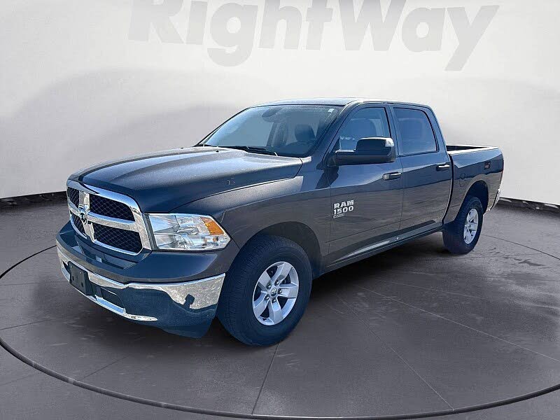 2023 RAM 1500 Classic SLT Crew Cab 4WD
