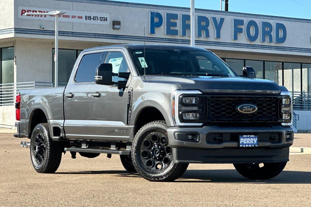 2026 Ford F-250 Super Duty Lariat Crew Cab 4WD