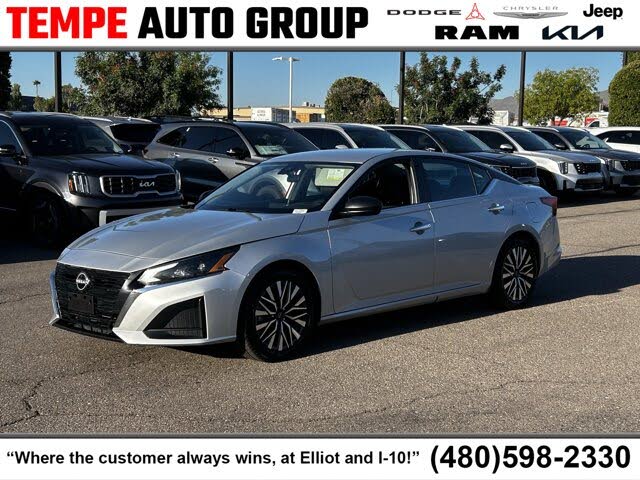 2024 Nissan Altima 2.5 SV FWD