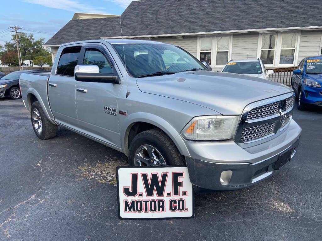 2016 RAM 1500 Laramie Crew Cab 4WD