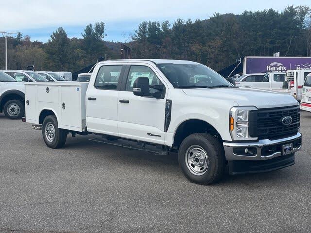 2026 Ford F-350 Super Duty XL Crew Cab 4WD