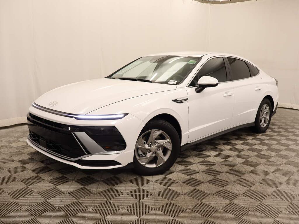 2026 Hyundai Sonata SE FWD