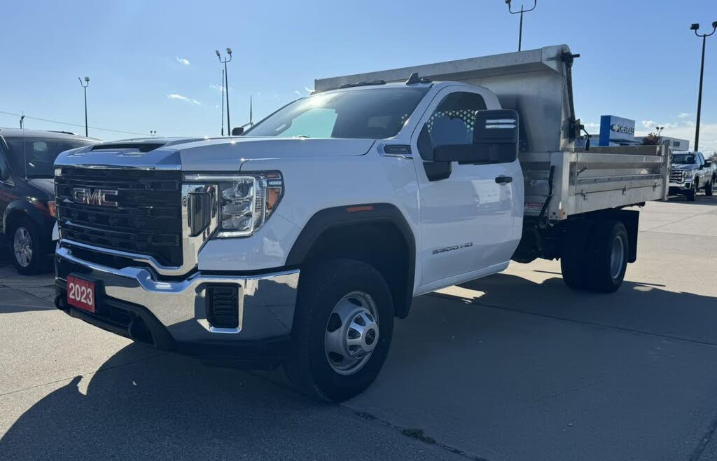 2023 GMC Sierra 3500HD Chassis Pro Regular Cab 4WD