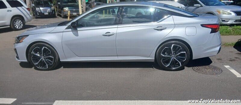 2024 Nissan Altima 2.5 SR FWD