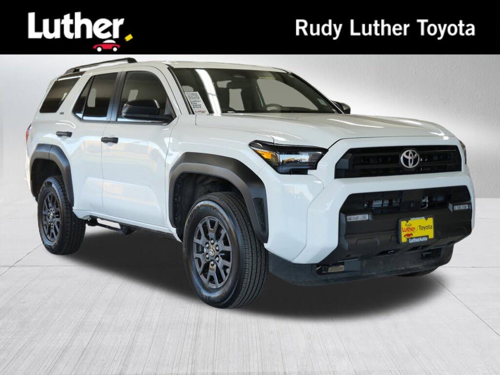 2025 Toyota 4Runner SR5 4WD