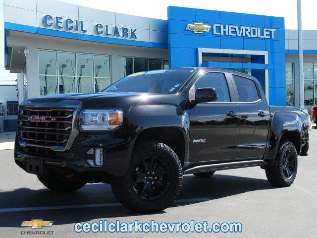 2022 GMC Canyon AT4 Crew Cab 4WD with Leather