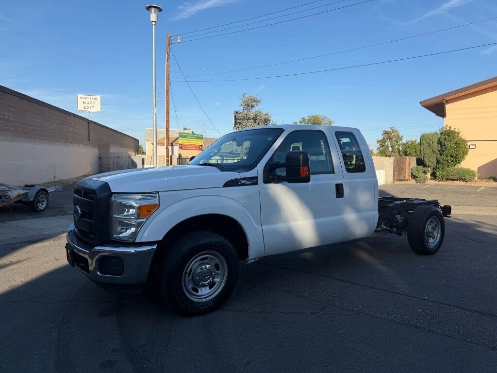 2015 Ford F-250 Super Duty XLT SuperCab LB