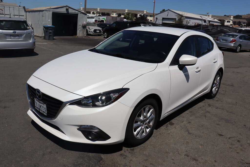 2015 Mazda MAZDA3 i Touring Hatchback