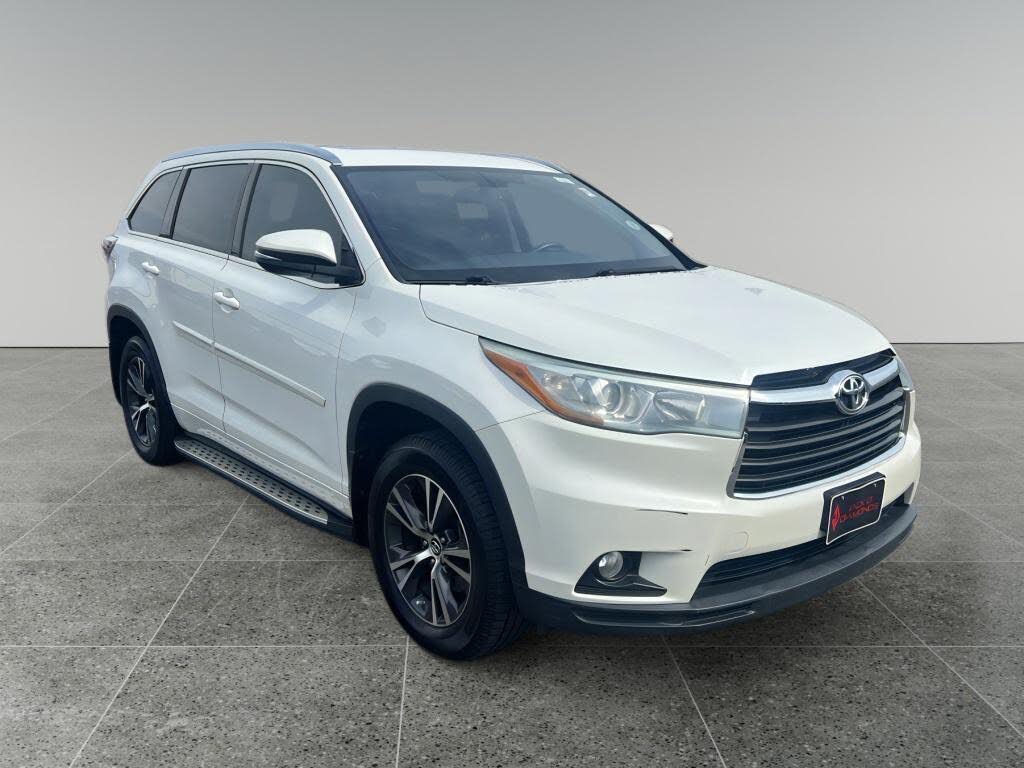 2016 Toyota Highlander XLE