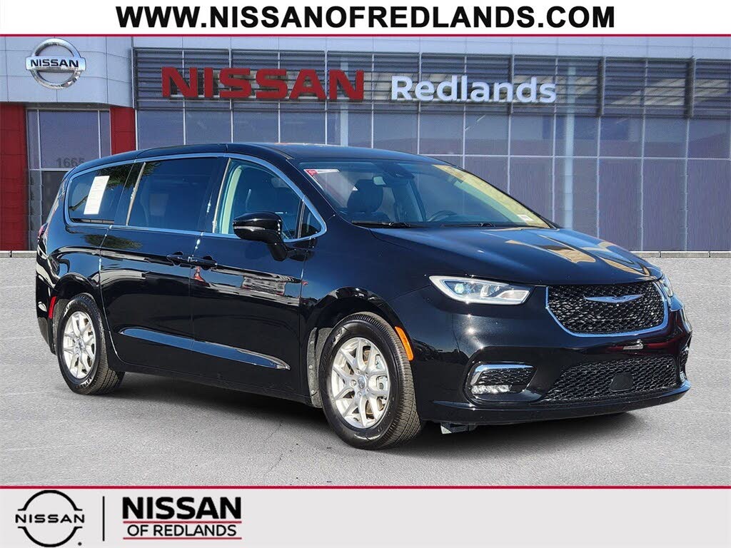 2024 Chrysler Pacifica Touring L FWD